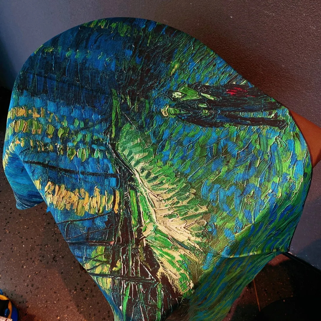 12 Mmi 110*110cm Twill Custom Digital Elegant And Advanced Printing Silk Printing Scarves