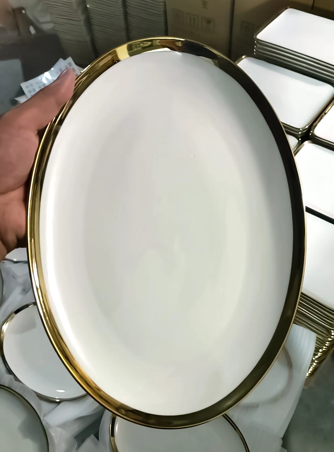 Wholesale Gold Plated Rim Ceramic Tableware Set Oval Round Rectangular White Plate Sell By Ton