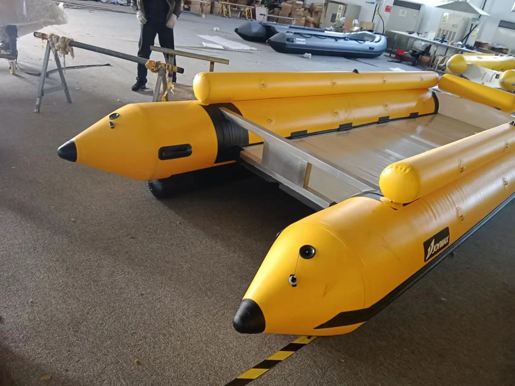 5.8m high speed catamaran inflatable boat travel family entertainment  with motor