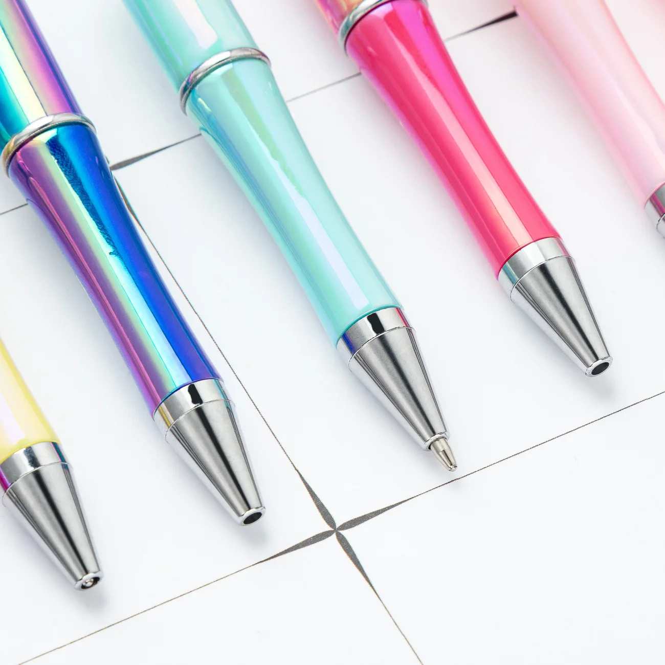 Bulk DIY Present Kids Students Office School Supplier Colorful  Plastic UV Blending Rainbow Acrylic Beadable Ball Pen Bead Pens