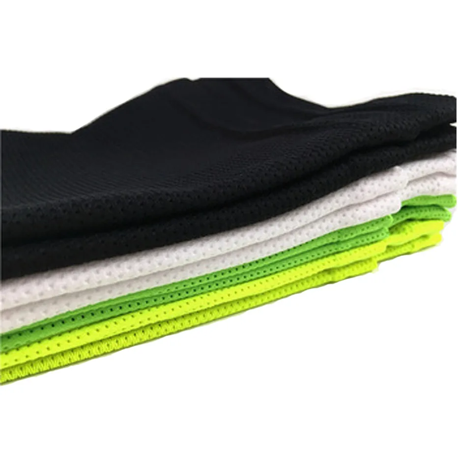 HYL-1038 wholesale custom football keep warm shin pads socks for men