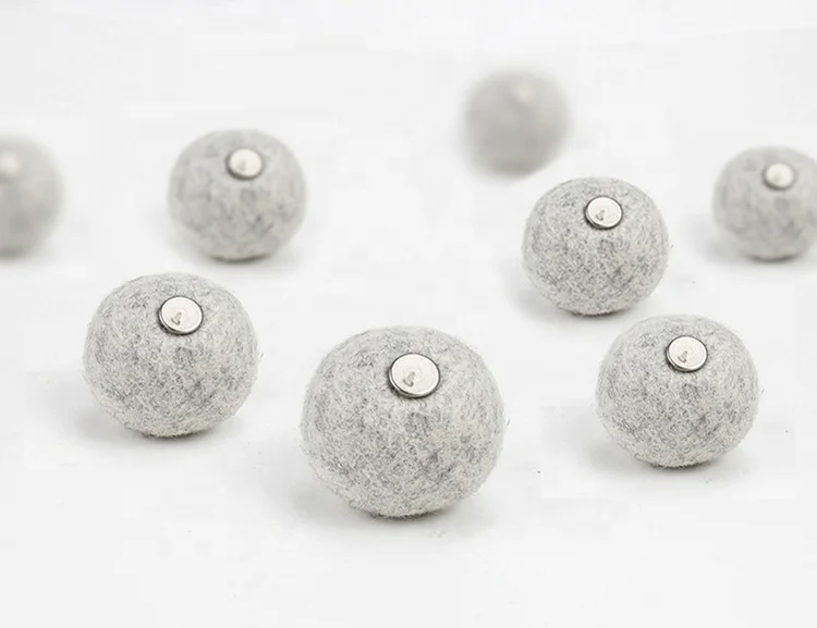 Bestseller in 2025 grey catnip inside New Zealand wool felt ball cat toys