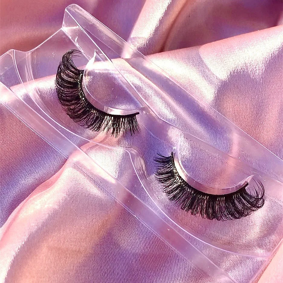 Wholesale Russian Lashes D Curl Short Natural Russian Strip Eyelashes 100% Vegan False Russian Strip Eyelashes Fluffy D Curl