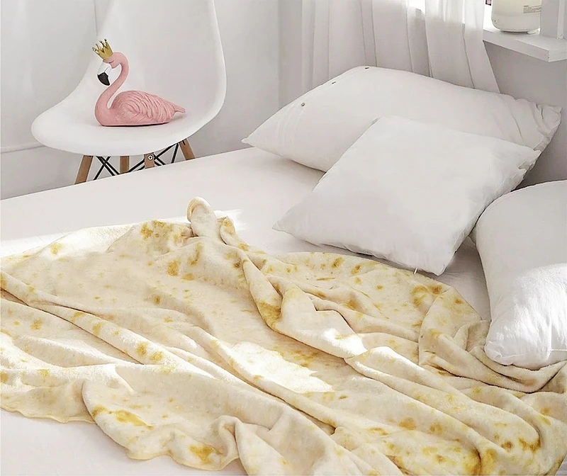 Pizza Novelty Food Blanket Adult Size Funny Realistic Throw Blanket Fuzzy Fleece Blanket Flannel Gift for Adult and Kid