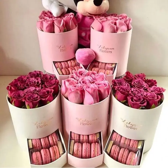 Best welcome fashion soap flower rose box balloon bouquet with secret cash flower box