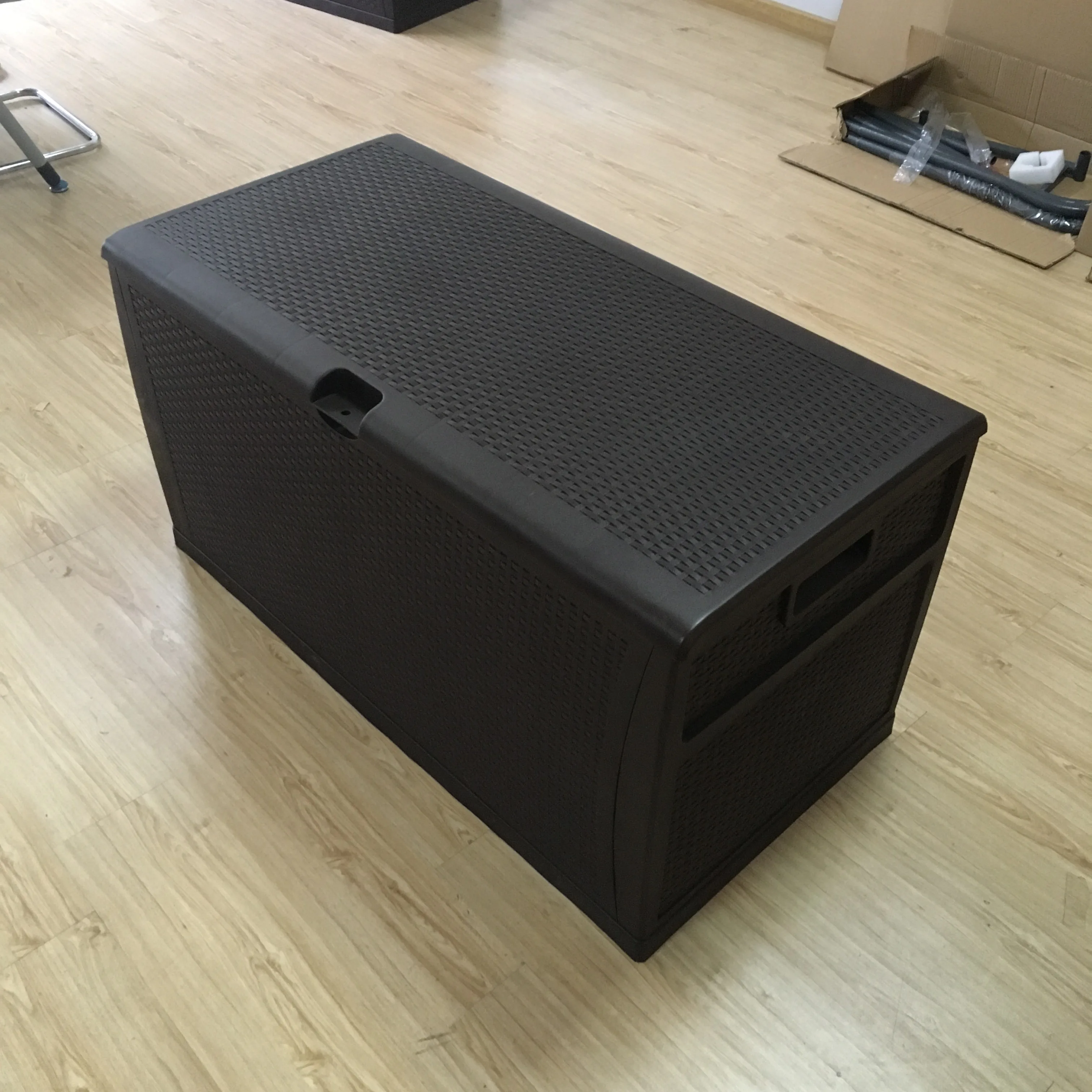 
Heavy Duty Rattan Style Plastic Deck Garden Storage Box 