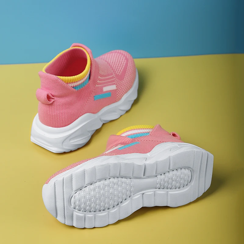 Flying woven socks shoes elastic sleeve design and soft MD outsole for kids casual shoes