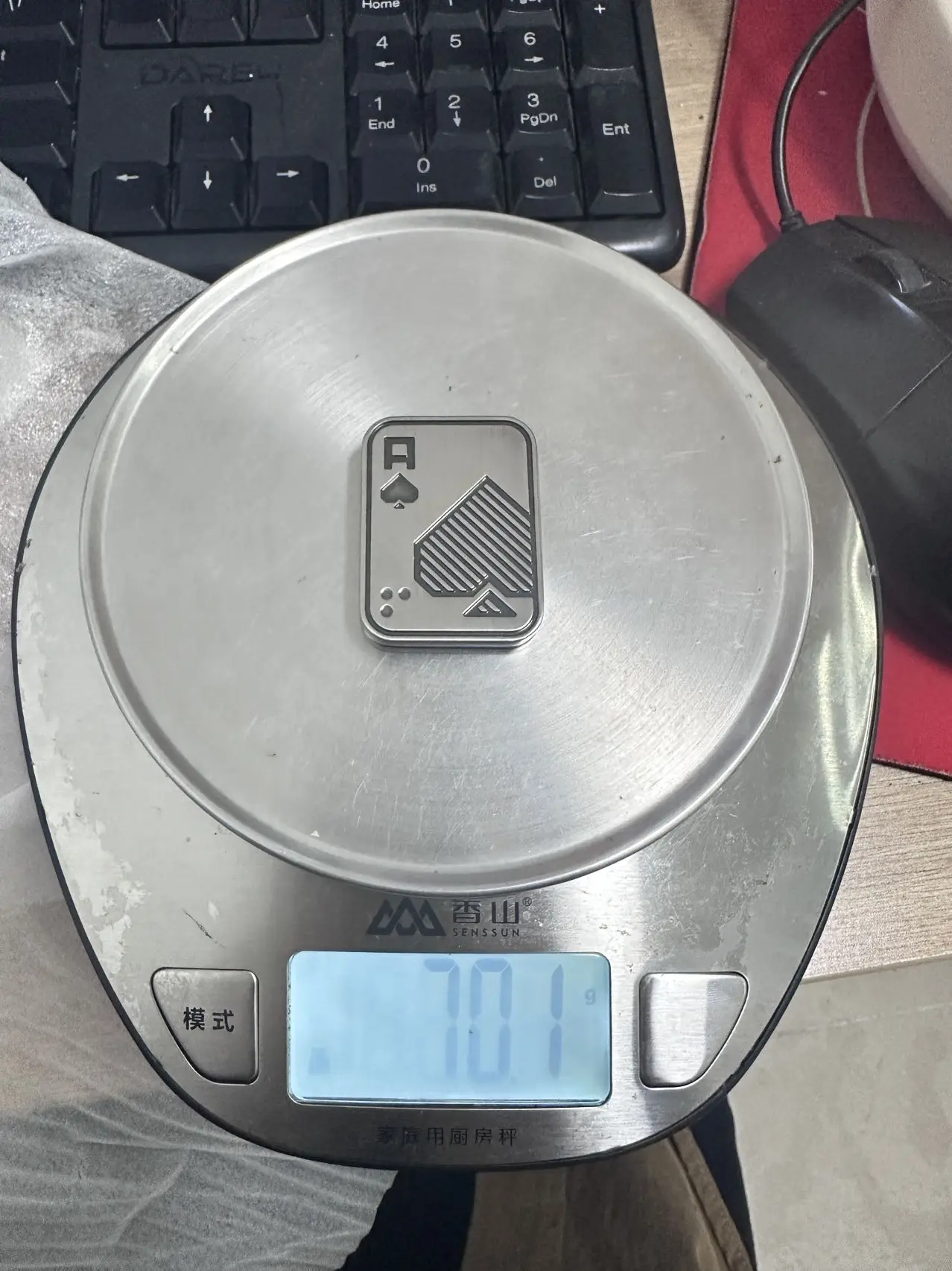 Stress Relief Toys EDC Poker Push Card edc Small Toy Fidget Spinner Decompression Metal Finger