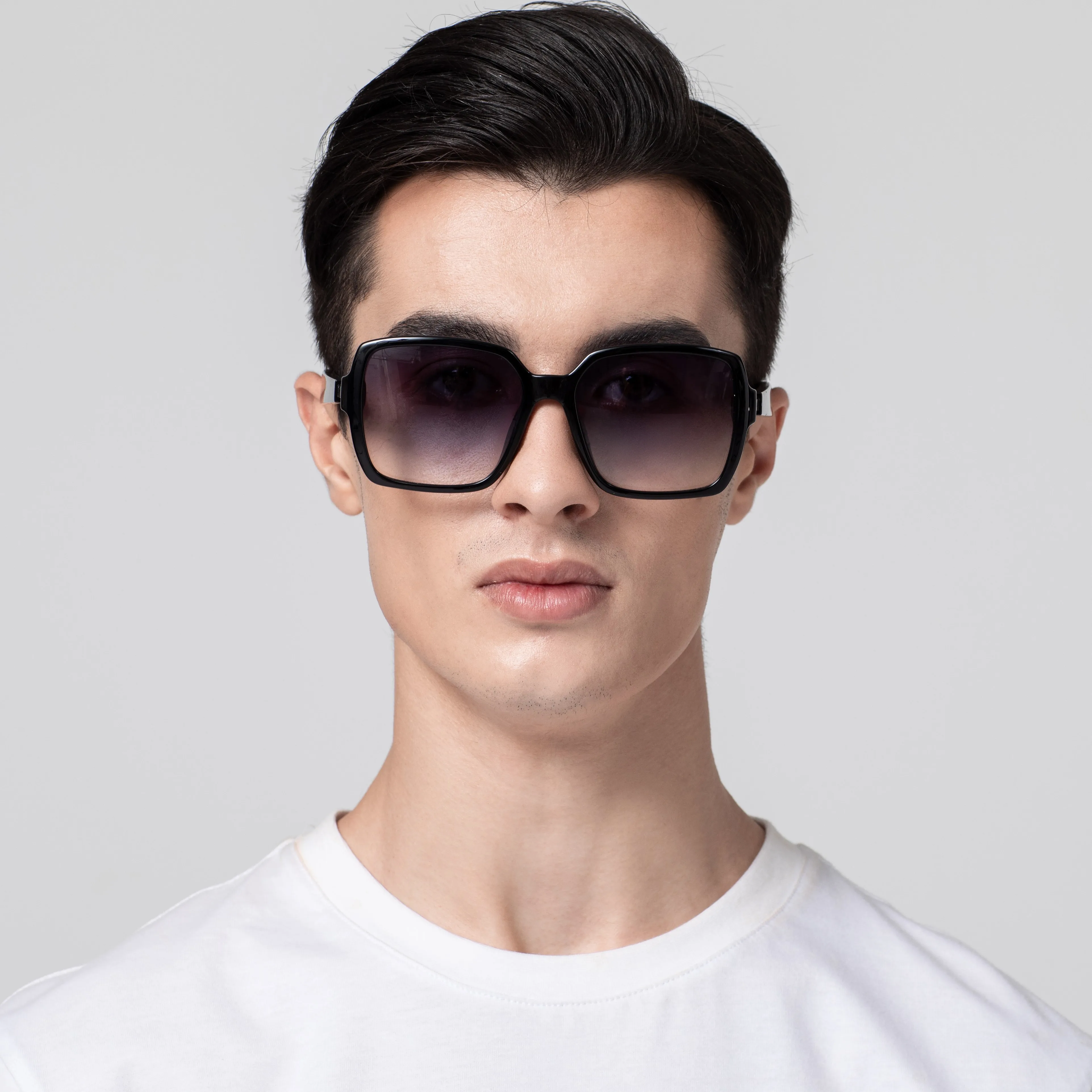 2022 New Trendy Smart MP3 Waterproof Headphone Glasses Sport Wireless Microphone Polarized Sunglasses