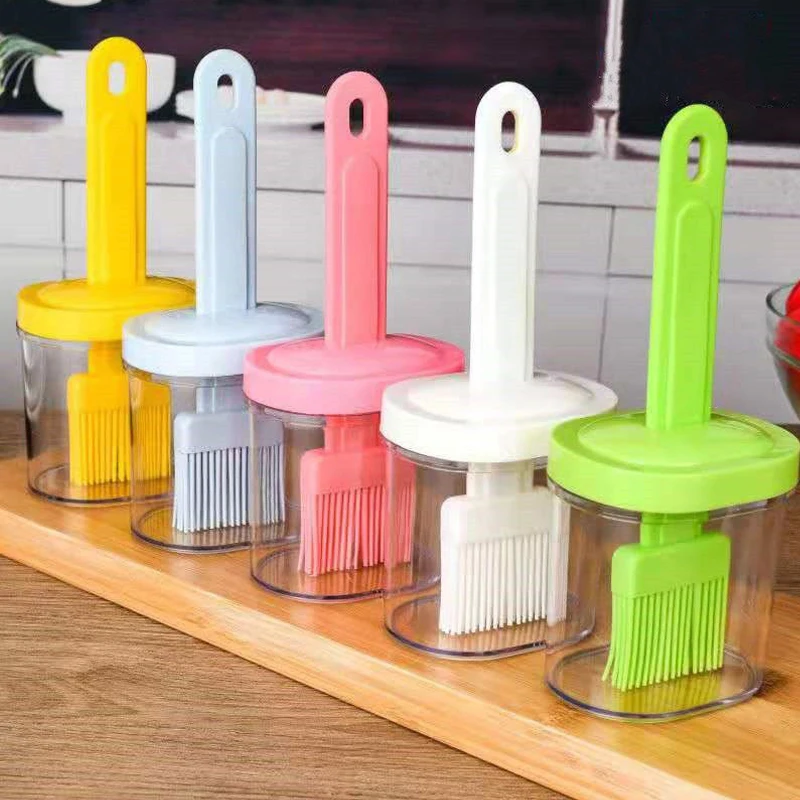 Silicone brush with bottle kitchen accessories baking tool Plastic integrated BBQ bottle brush kitchen silicone oil brush set
