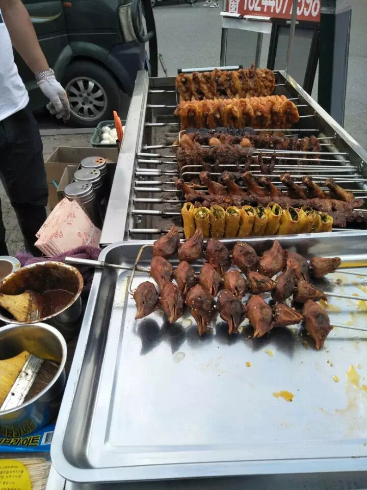 Commercial restaurant rotary charcoal chicken bbq grill food trailer