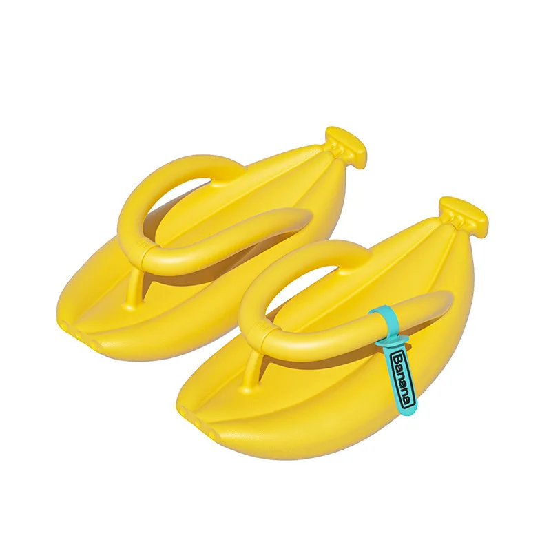 New EVA banana flip-flops couples wear home flip-flops with thick soles stepping on non-slip beach flip-flops
