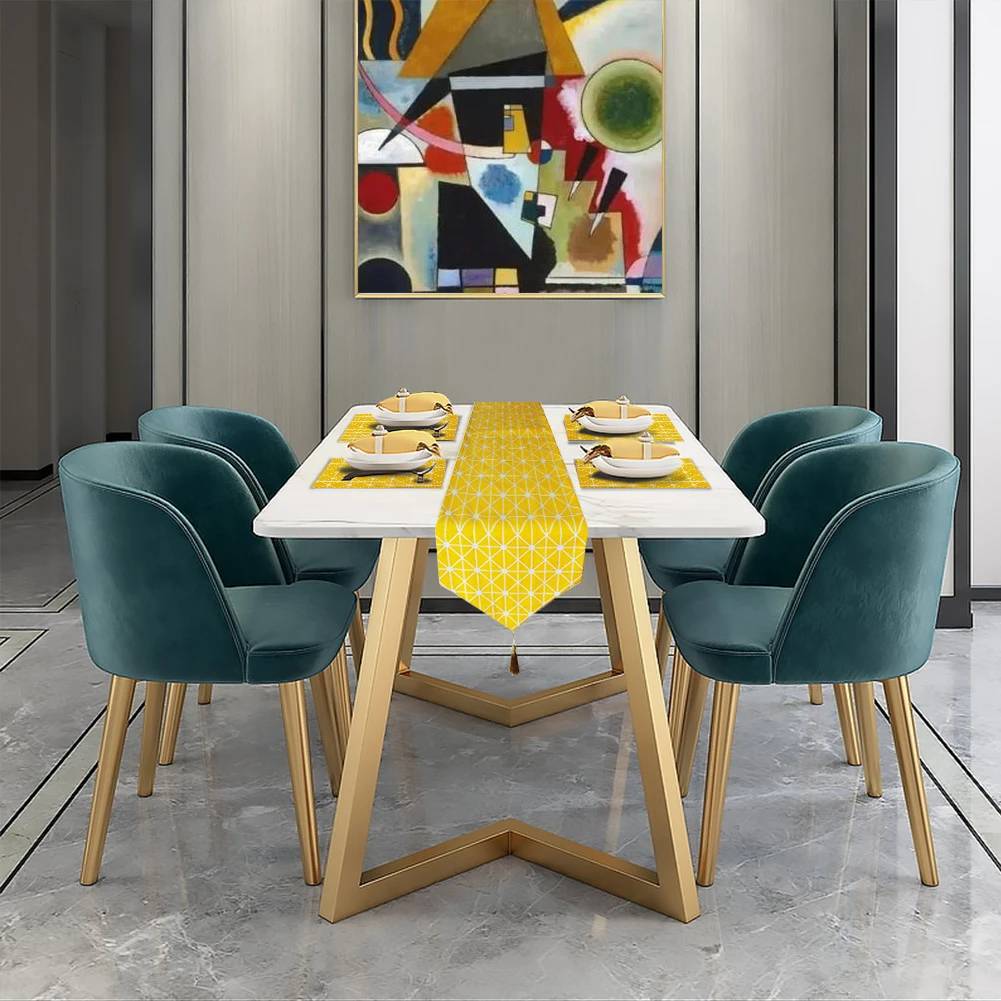 2021 Горячие продукты настольная дорожка коврик скатерть decoration100 % полиэстер для рождественские пижамные комплекты всей семьи вечеринки и дня св декоративный