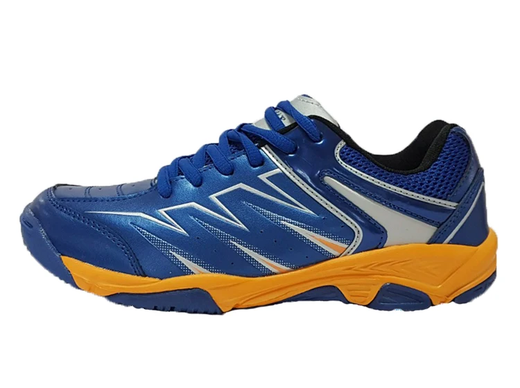 2018 New arrival comfortable professional badminton sport shoes