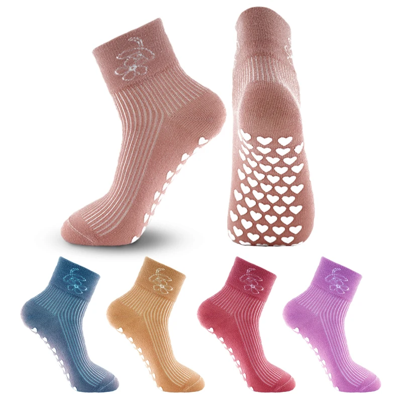 Custom Wholesale Women Anti-slip Socks Pilates Dance Jump Trampoline Socks Fitness Exercise Gym Indoor Floor Yoga Socks