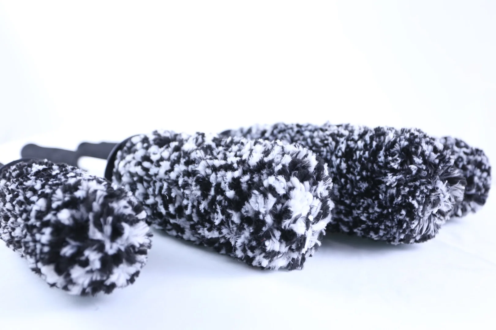 Practical And Ready To Ship Large Microfiber Car Washing Brushes With Long Handle