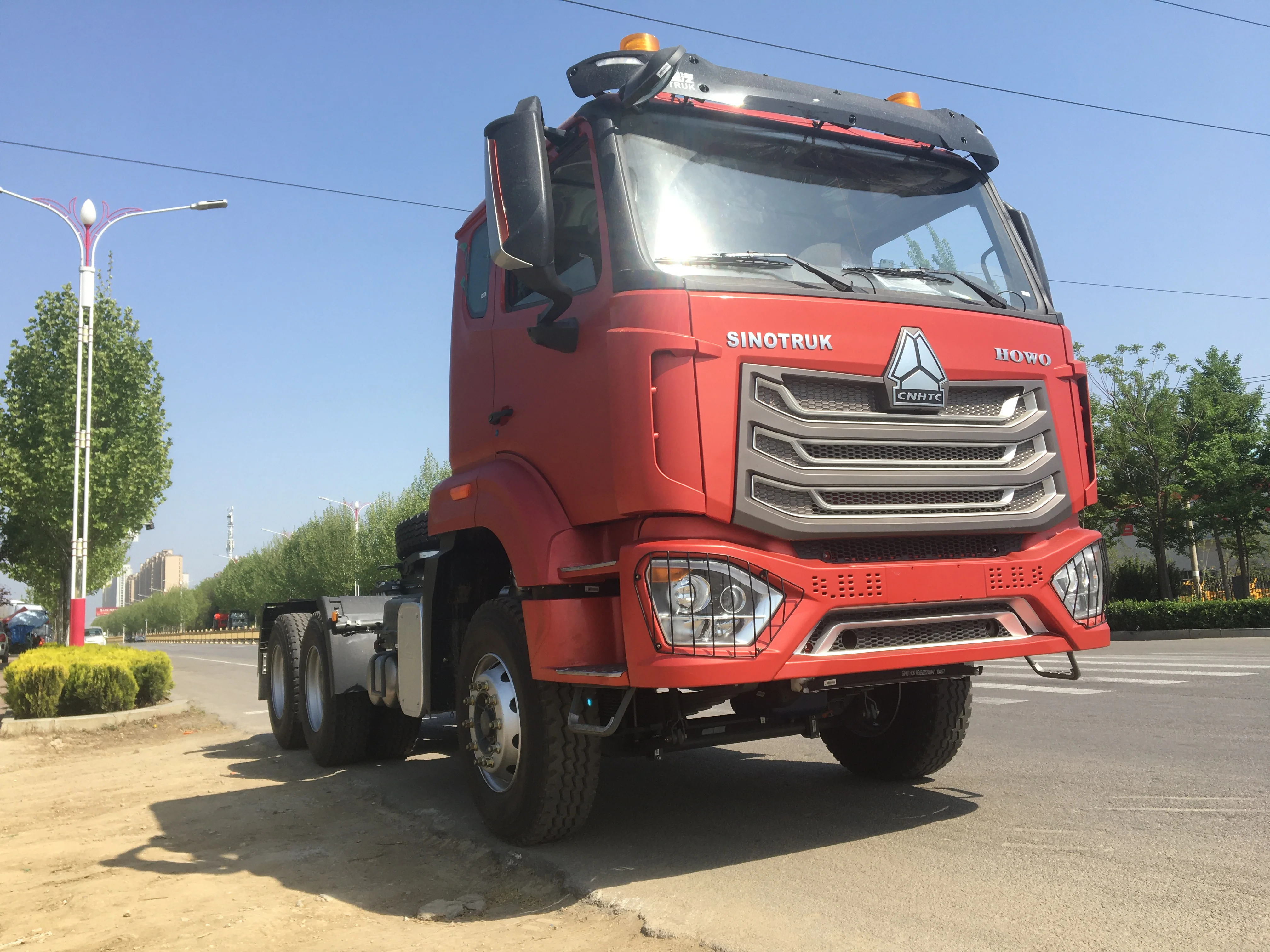 Sinotruck sinotruk 420 howo 371 тягач цена