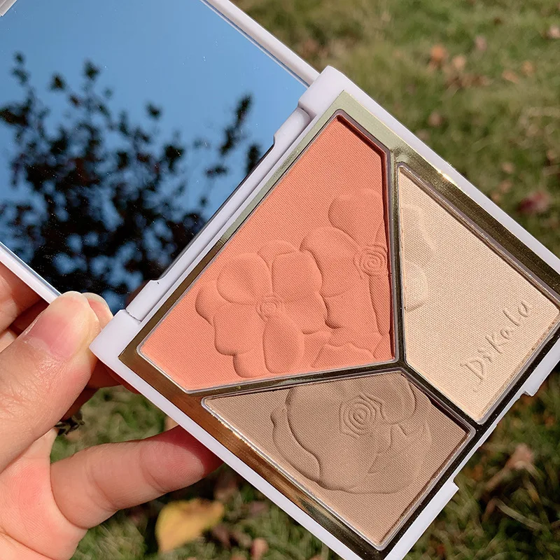 Nude Pearl Matte Finish Fine Flash Powder Eyeshadow Wholesale Best-Selling TIKTOK 3 Color Eye Shadow Palette highlight