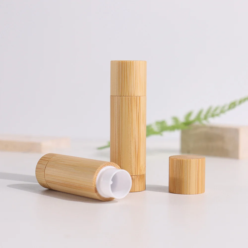 Custom Printing Engraving Logo Cosmetics Chap Stick Lip Balm Packaging 5g 5 ml Empty Round Natural Bamboo Lipstick Tubes