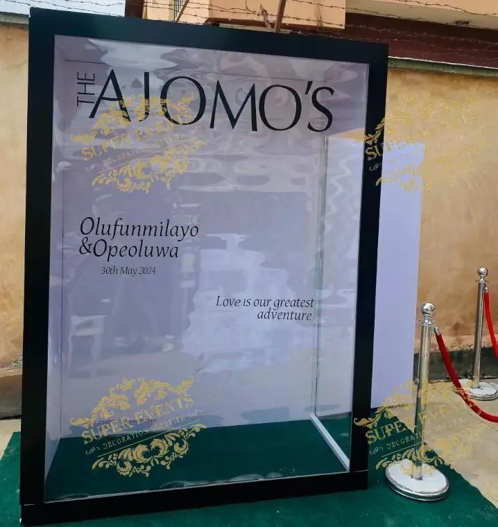 Custom PVC Vogue Magazine Photo Booth Box Cover Background Photoshoot Panel With Led Light For Wedding Party Event Decoration