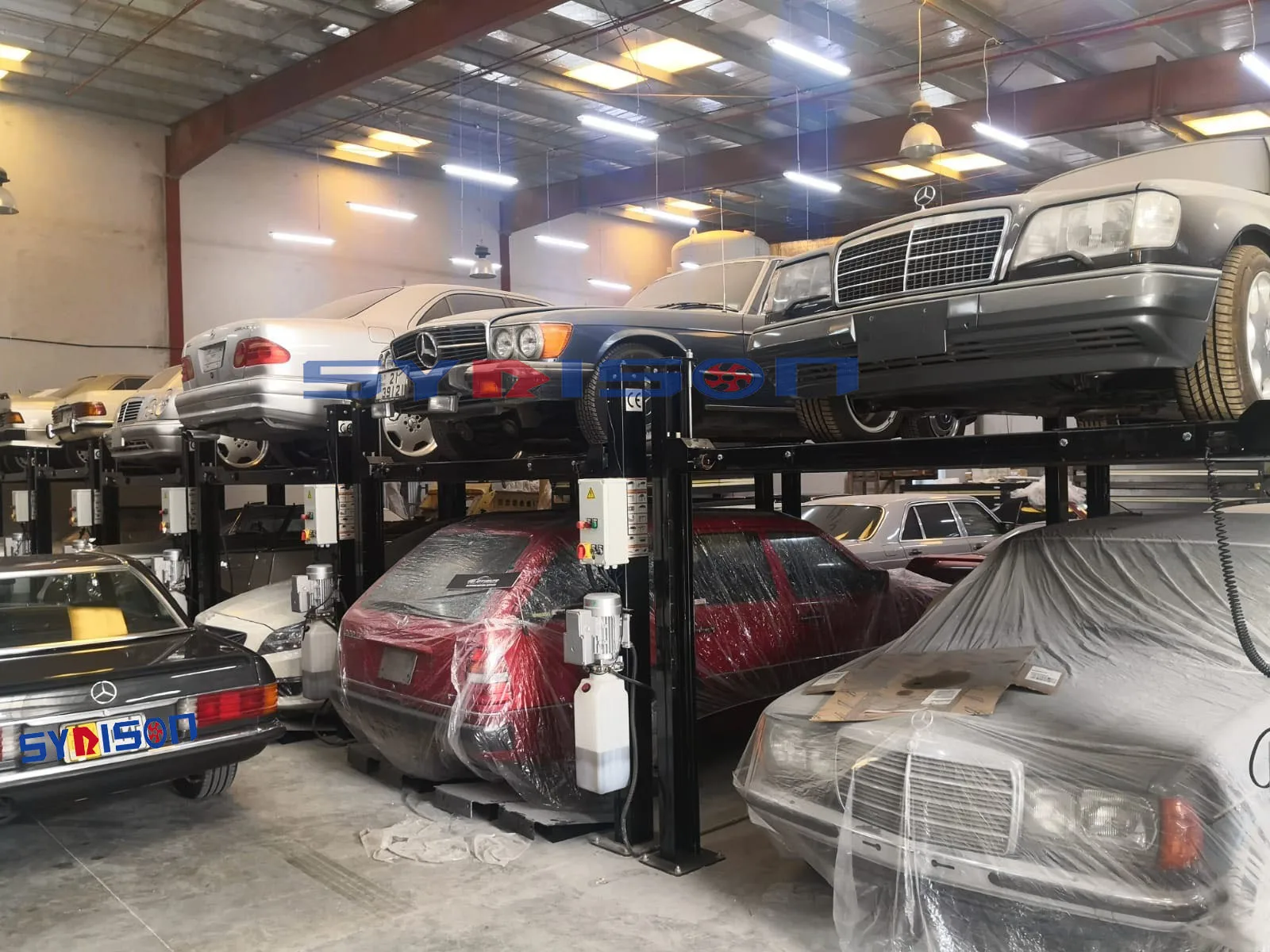 Простая четырехстопочная автостоянка система парковки гидравлический автоподъемник