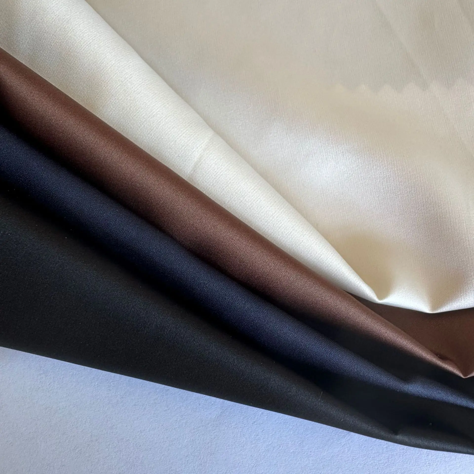 High density cotton Pongee 15D 25D 30D satin fashion down jacket fabric three anti-ironing film no bile anti-velvet