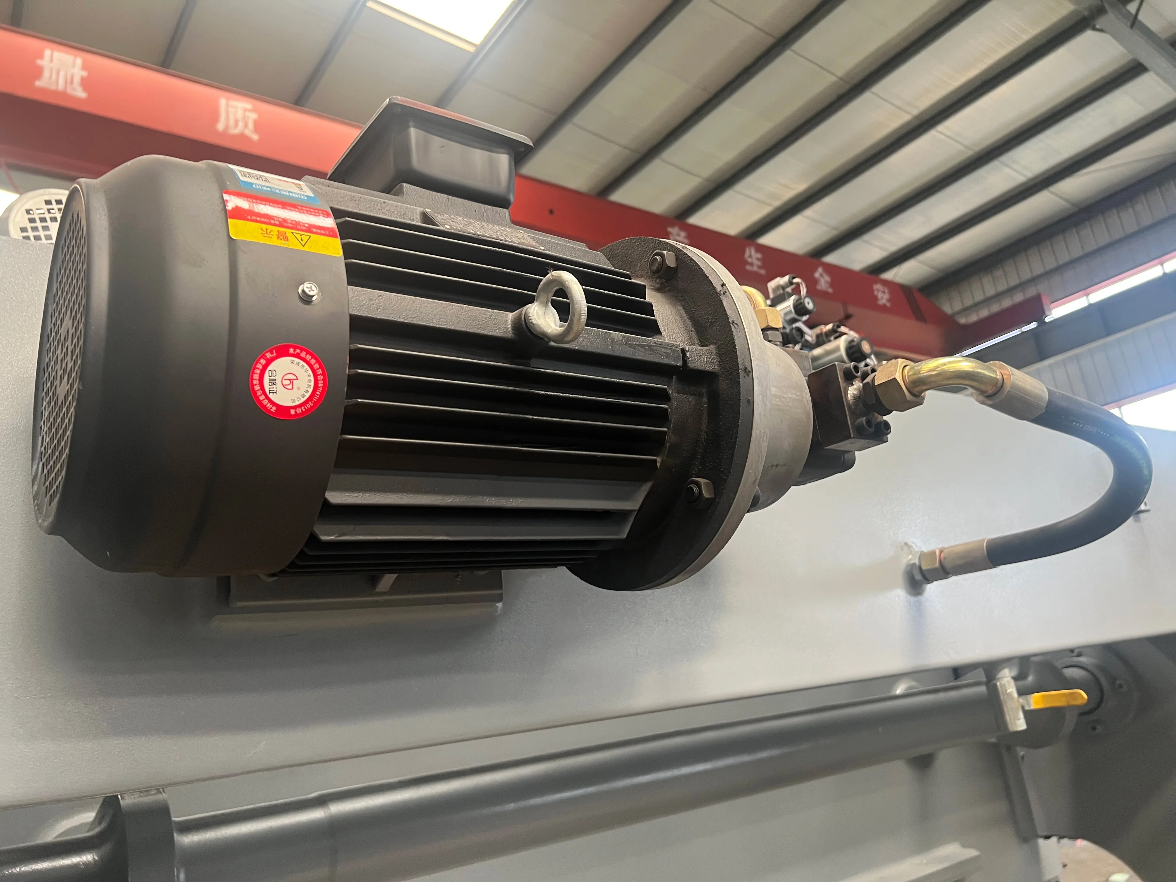 По акции! 200T4000 cnc гидравлический листогибочный станок для продажи