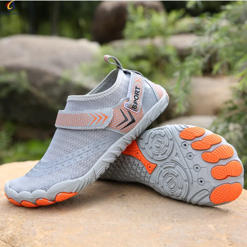 Factory wholesale new product factory direct outdoor men hiking shoes source tracing shoes water shoes (1600129271173)