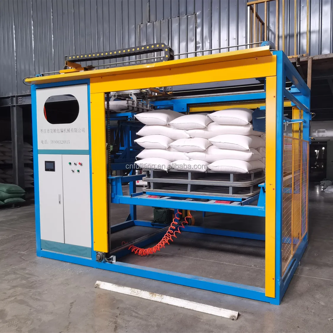 High Level Automatic Stacking Pallet Palletizing Robot Bag Palletizer Machine For Cements Fertilizers Rice Flour