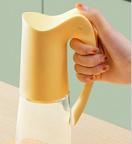 Wholesale Kitchenware Glass Soy Sauce Auto Flip Cooking Oil Bottle . Freezer Safe Automatic Bottling Cooking Oil