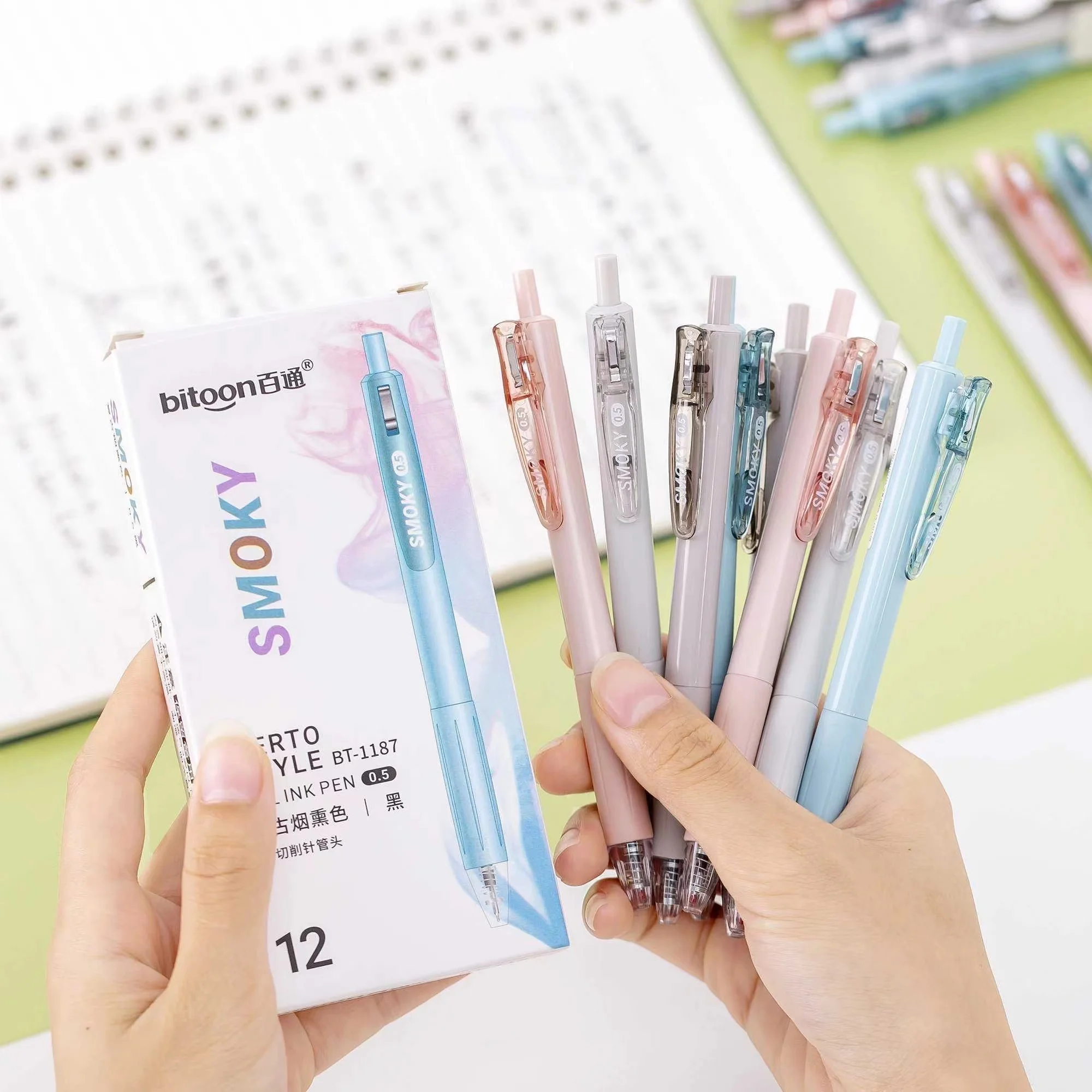 Wholesale 0.5mm Black Gel Pens Custom Cartoon Neutral Morandi Design Smooth Writing Retractable Pens Assorted Colors Popular