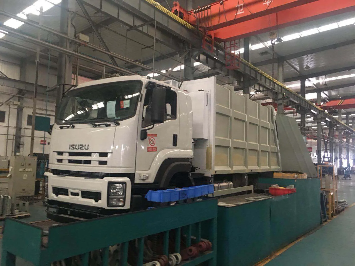  ISUZU