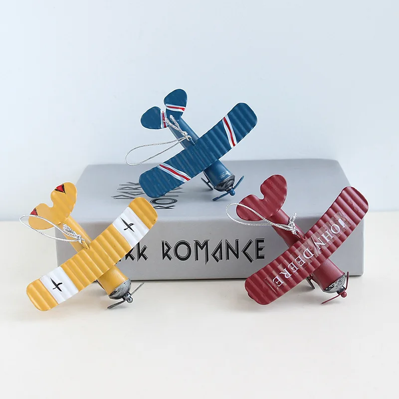 2022 Hot Sale Metal Crafts Retro Airplane Figurines Plane Model Vintage Glider Biplane Miniatures Home Decor
