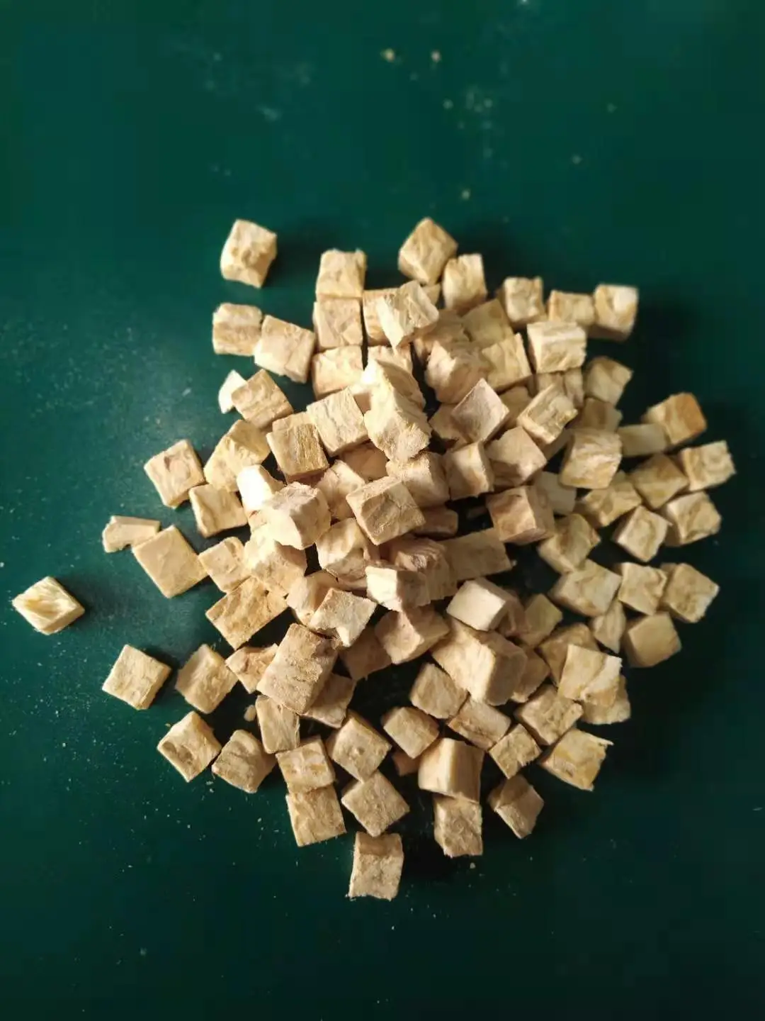 
Freeze Dried Alaska Pollock Cube for pet food 