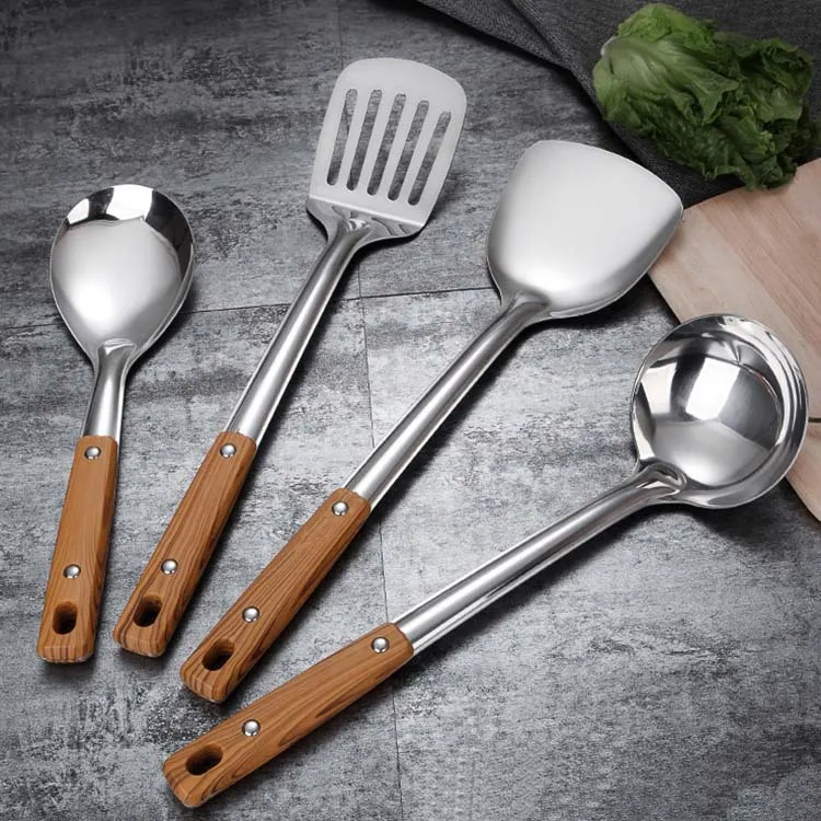 Best-selling restaurant stainless steel cooking tools wooden handle spatula