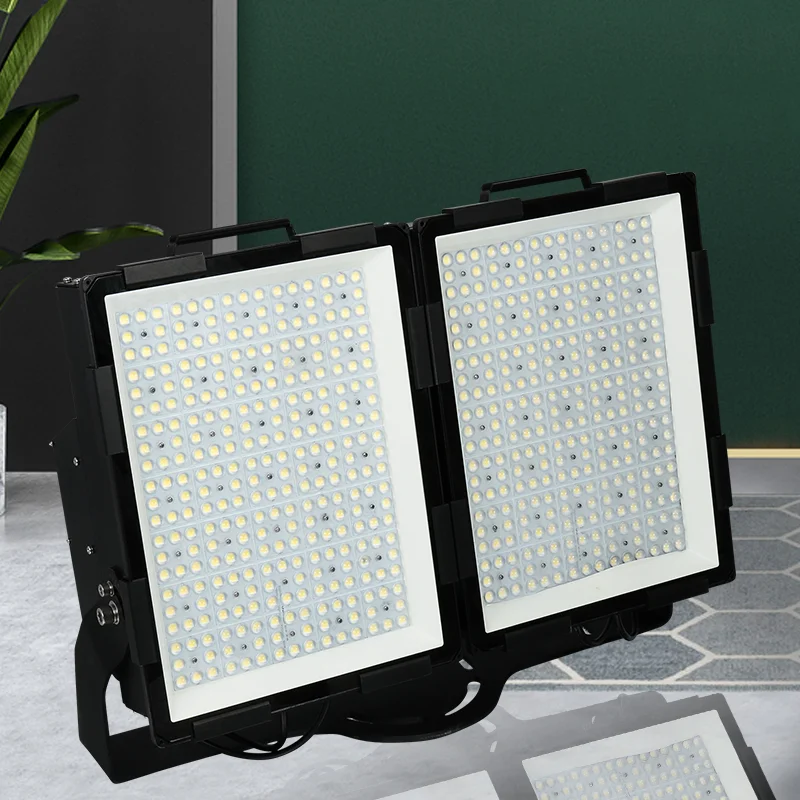 2021 High Quality Solar Lights Outdoor Waterproof Stadium Lights 600 Watts Football Field Stadium Lighting