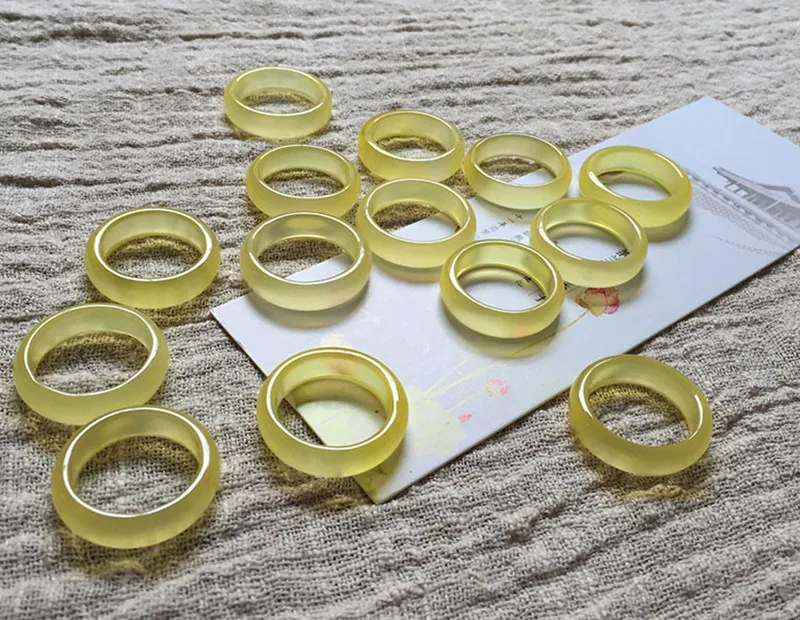 Wholesale Natural Yellow Agate Stone Ring for Women Handmade Yellow Chalcedony Fashion Jewelry Rings For Gift Jade Rings