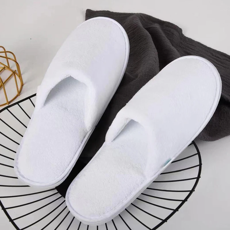 Factory Customized Size Logo Closed Toe Comfortable Coral Fleece EVA Sole Disposable Hotel Bedroom Slippers