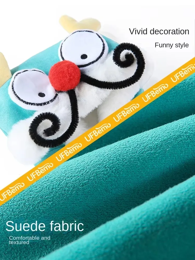 Wholesale Super Soft Wearable Fleece Pet Blanket for Small and Medium Dog Winter Flannel Cloak