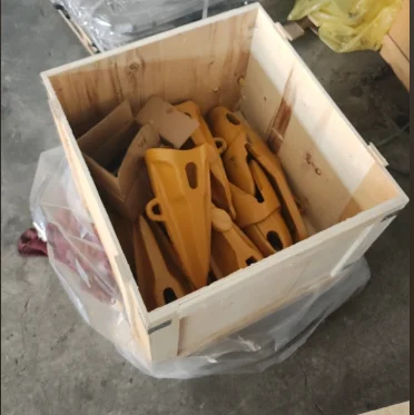Excavator parts PC1250-8R bucket teeth XS115TV XS115UT XS115SYL WC3P120 WEARCAP teeth for Komatsu