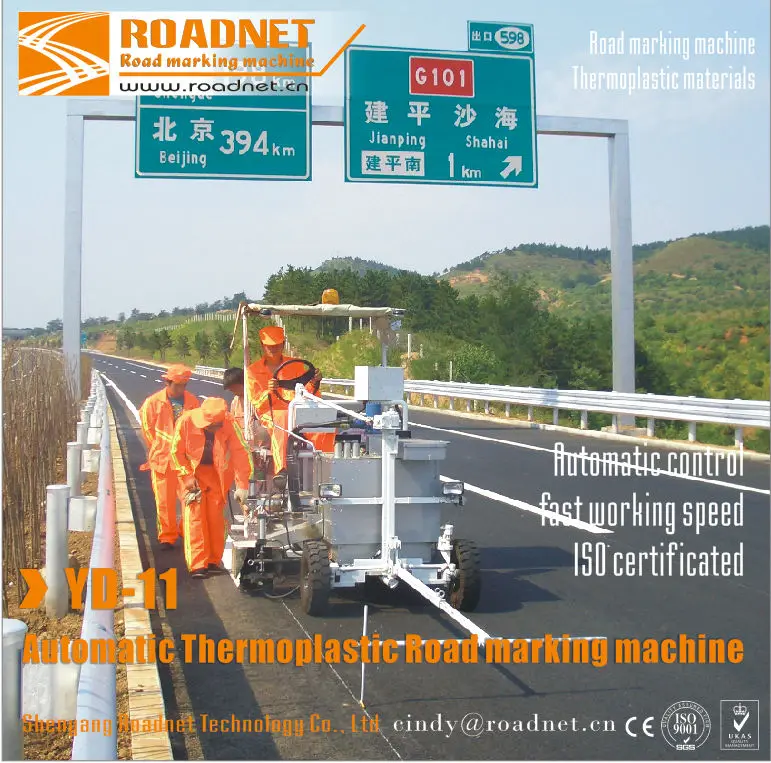 Automotive thermoplastic road marking machine