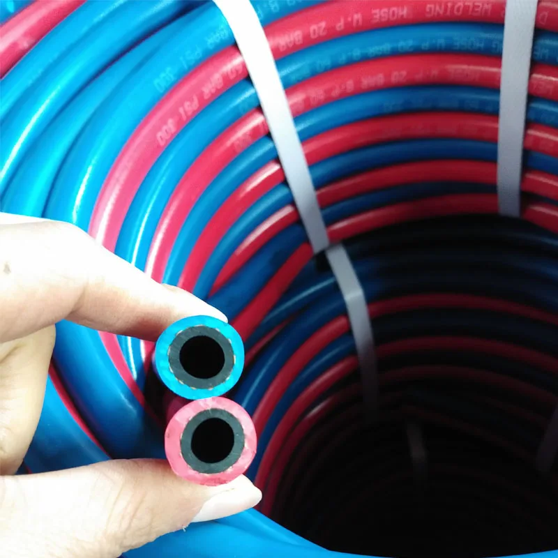 Кислородный и ацетиленовый двойной сварочный газ резиновый шланг режущий