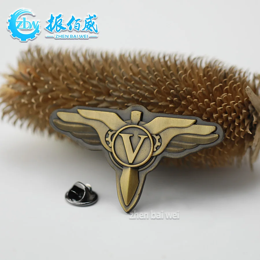 Manufacturer wholesale custom metal 3D stereo ancient bronze Aviation Memorial brooch, custom zinc alloy brass hat pin