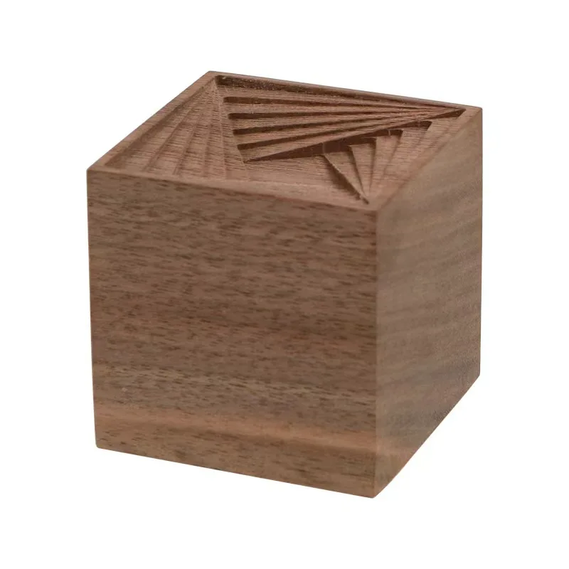 Raw materials recycled organic wood aroma diffuser refreshing air in car fragrance scent air wooden stick shape