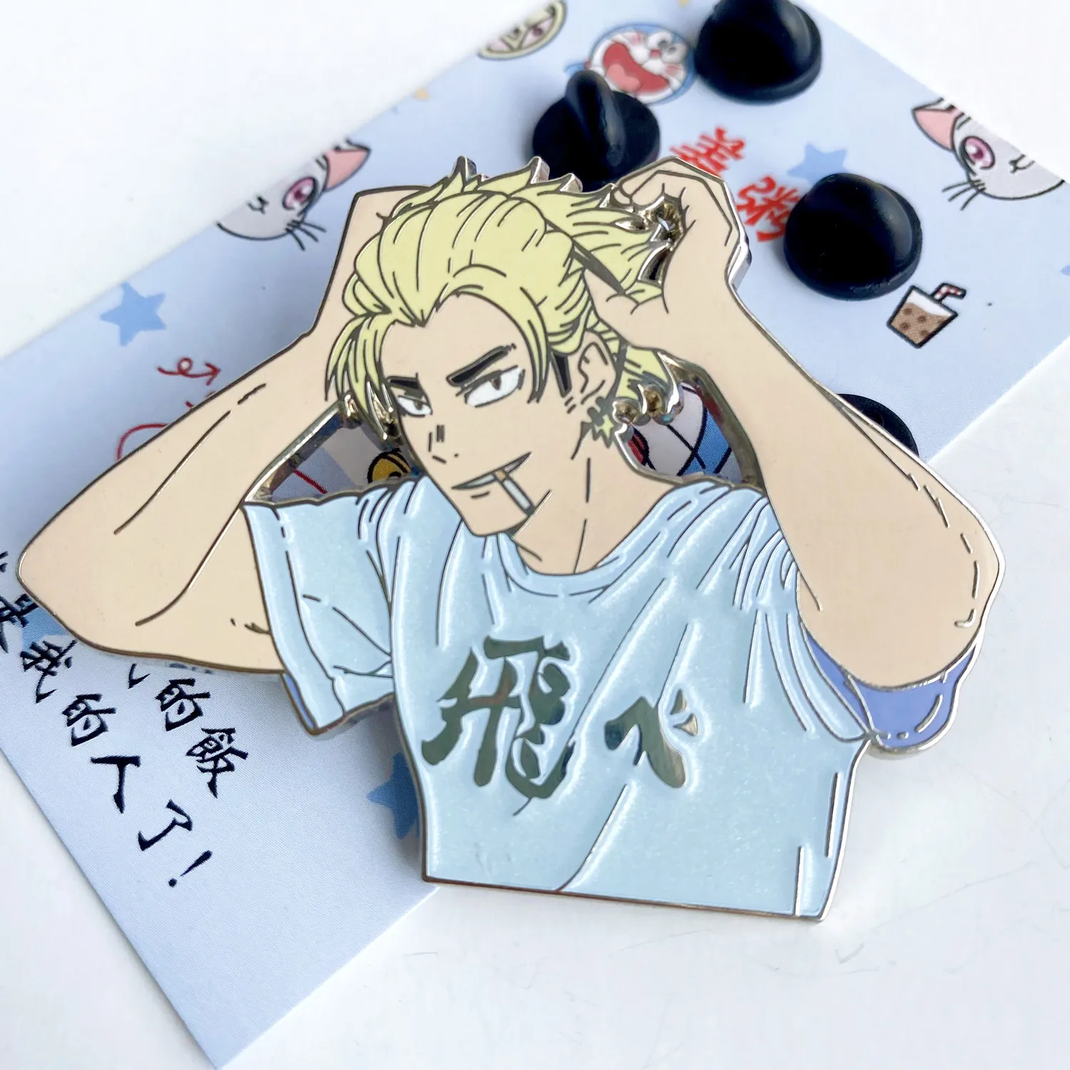 Kunshan China Pin Factory Supplier Metal Badge Brooch BT S Kpop Anime Glitter Pearl Lapel Pin Soft Hard Custom Enamel Pin Custom