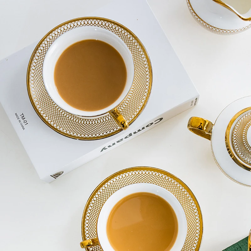 11Pcs British Afternoon Tea Set Ceramic Coffee Cups and Saucers Gold Rim Porcelain Teapot Tea Set with Sugar Pot Creamer Pitcher