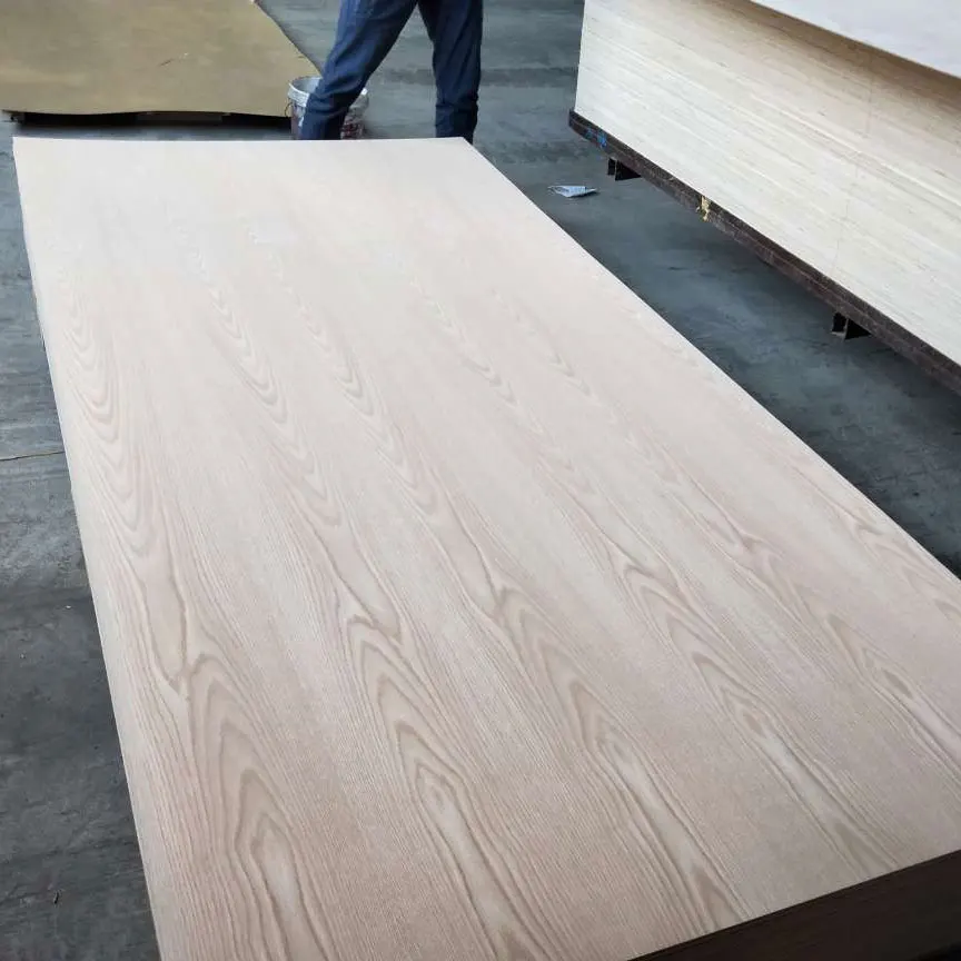 Cheap Commercial Veneer Faced Blockboards / Block Board Red Oak Plywood For Wardrobe