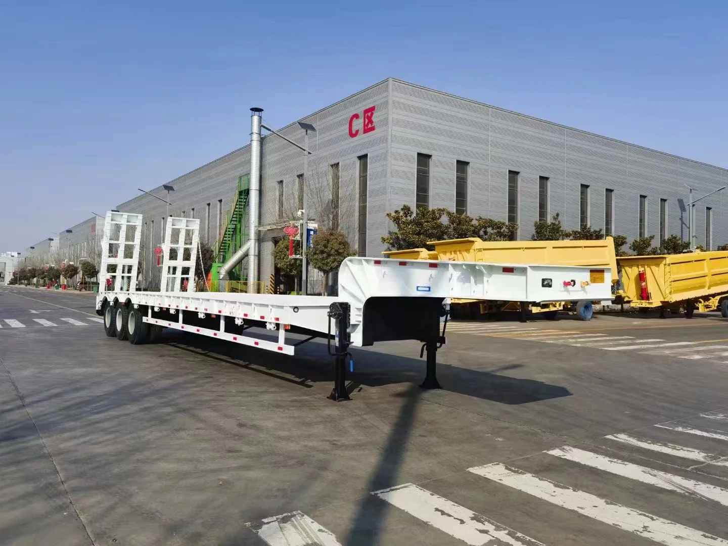 Vehicle Master four axis lowbed semi trailer customized lowbed semi trailers