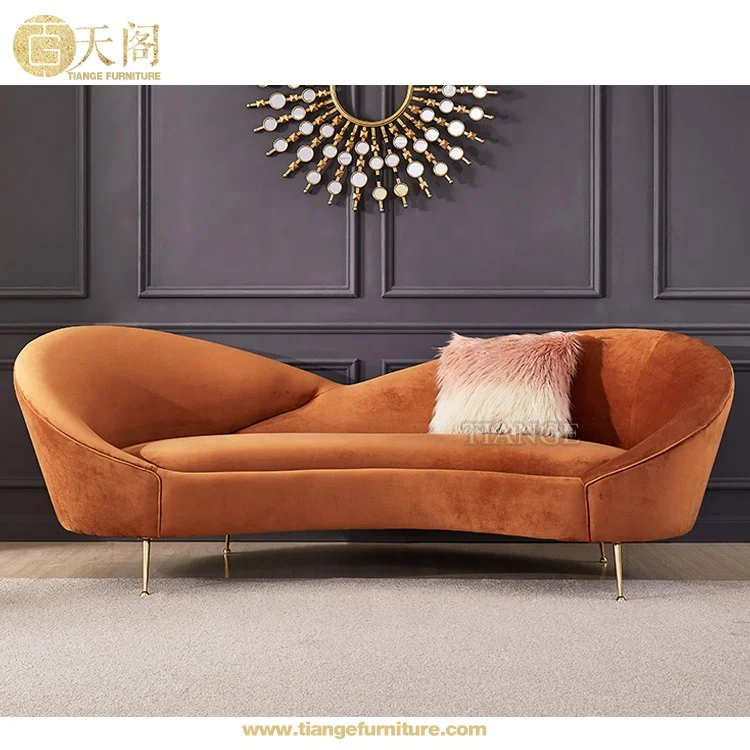 Luxurious Modern Design Heart Upholstered Curved Back Sofa