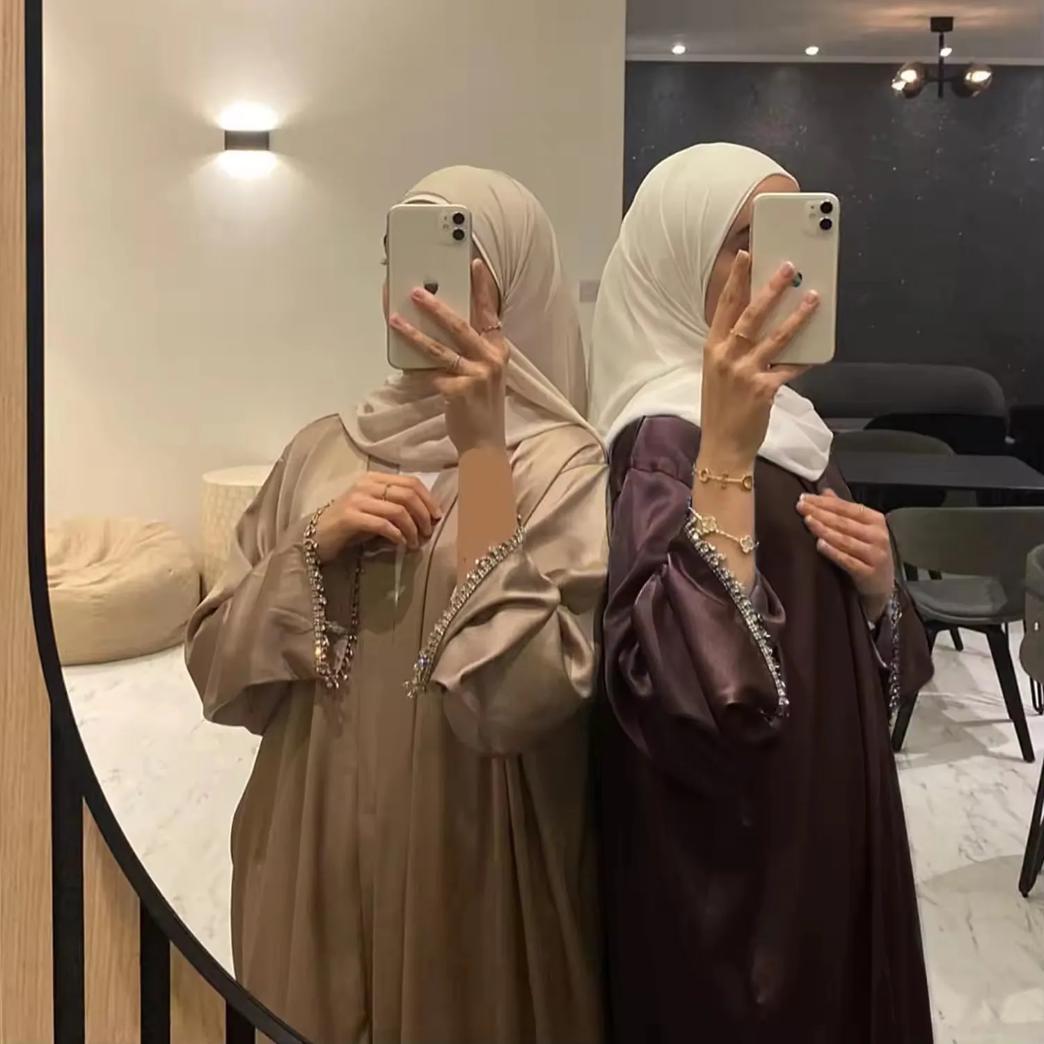 2024 Eid Dubai Turkish Islamic Elegant Modest Custom Women Muslim Dress Abaya Crystal Tassel Satin Silk Open Kaftan Abaya